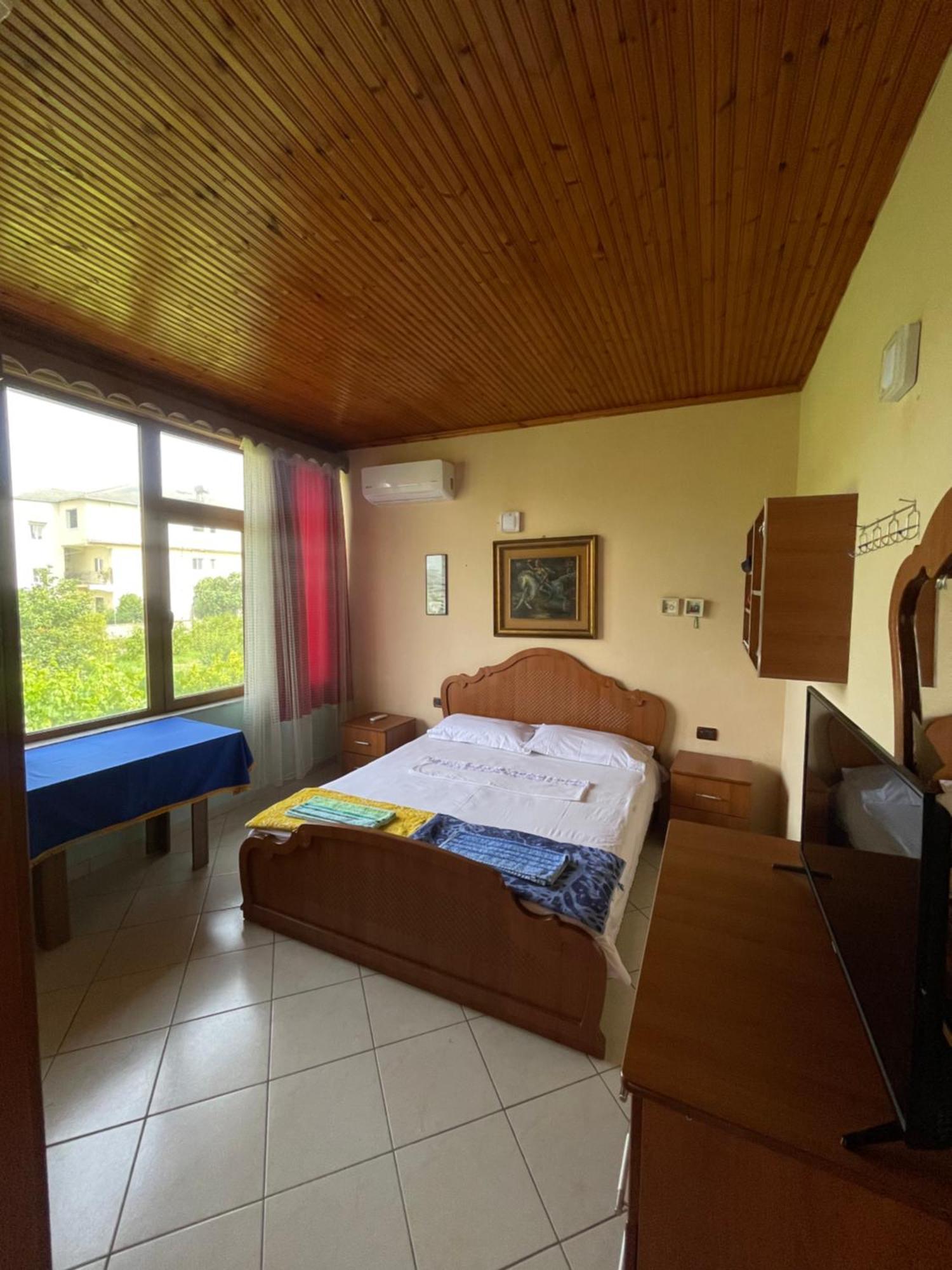 Villa Mance Berat Exterior photo